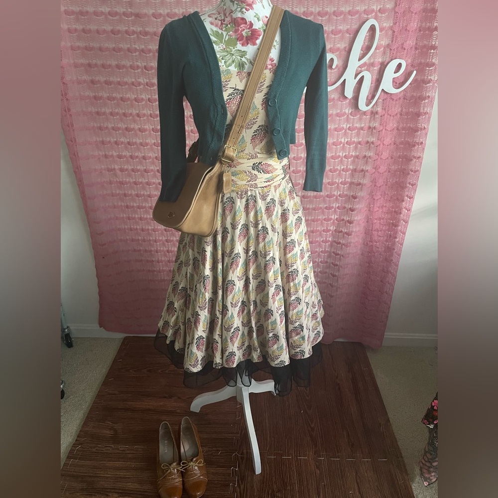 ModCloth Effie’s Heart ‘60s ‘70s vintage inspired belted leaf print cozy dress🍂🍁